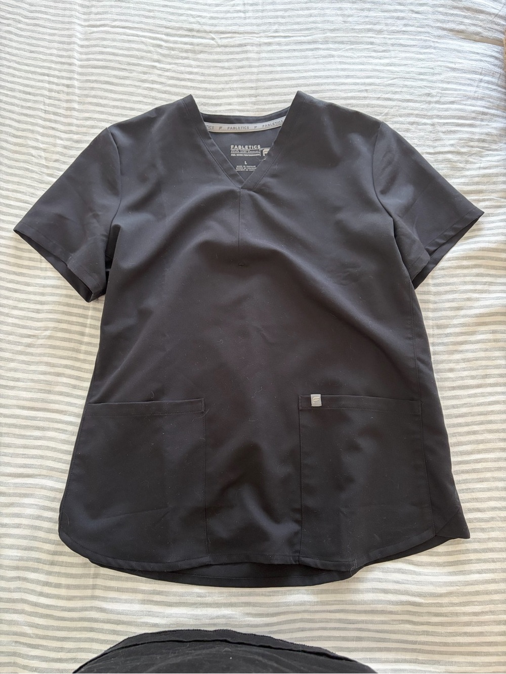 Fabletics Black Scrub Set - Picture 4 of 5